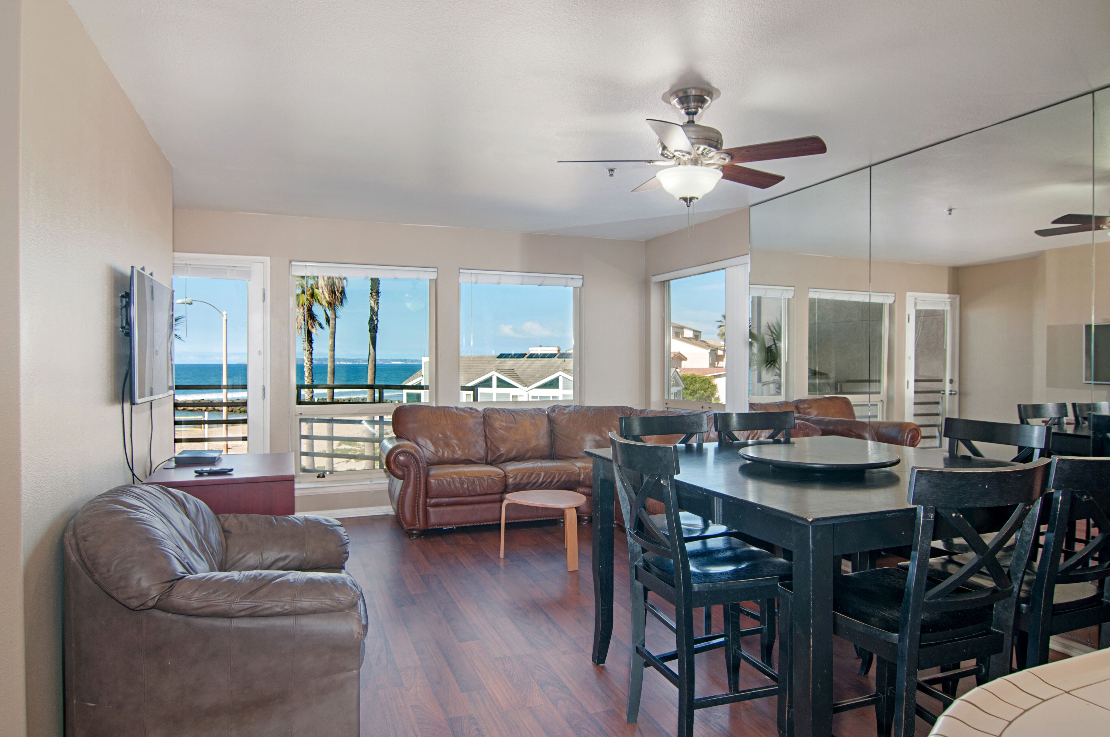 SUPER FAMILY  VACATION CONDO - 3 Bedroom  Oceanfront with Heated pool