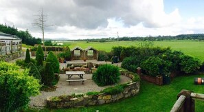 Property grounds - Dulrush Fishing Lodge and Guesthouse (Enniskillen)