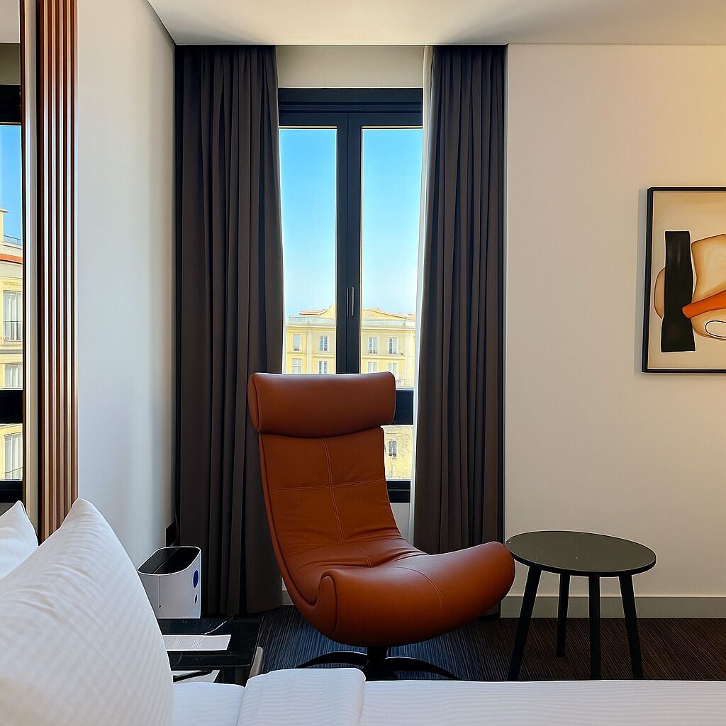 Deluxe Room, 2 Single Beds, City View (Smart)
