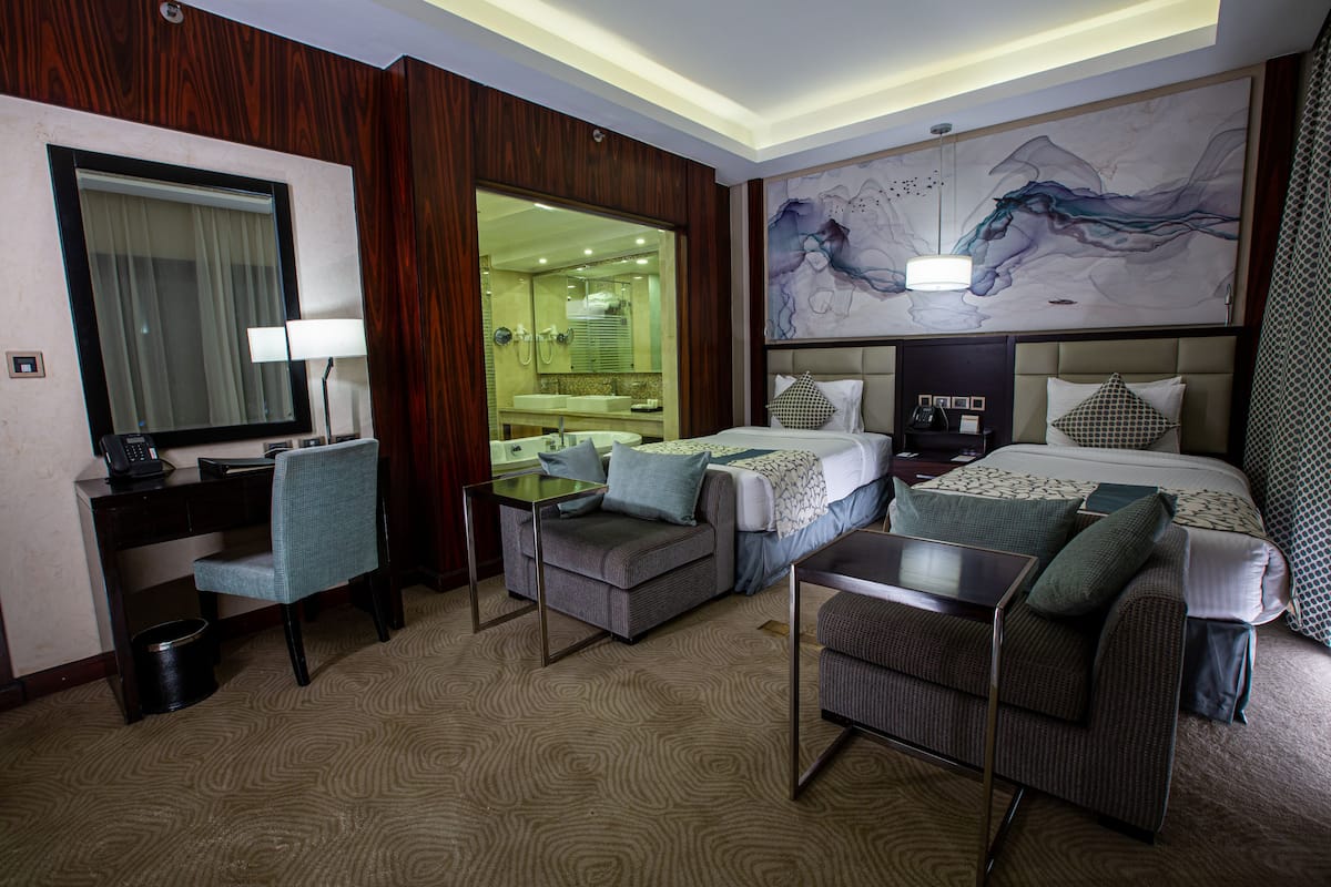 Minibar, in-room safe, blackout curtains, iron/ironing board