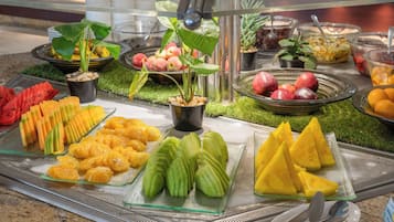 Daily buffet breakfast for a fee
