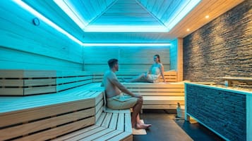 Couples treatment rooms, sauna, hot tub, steam room, Turkish bath