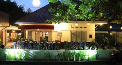 The Kresna Hotel