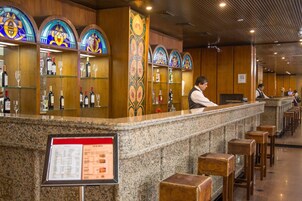 Bar (en la propiedad)