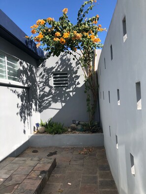 Property grounds - La Casita de Abuela (Hato Rey Central)