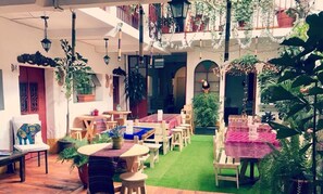 Restaurant - Hostel la Quinta (Antigua Guatemala)