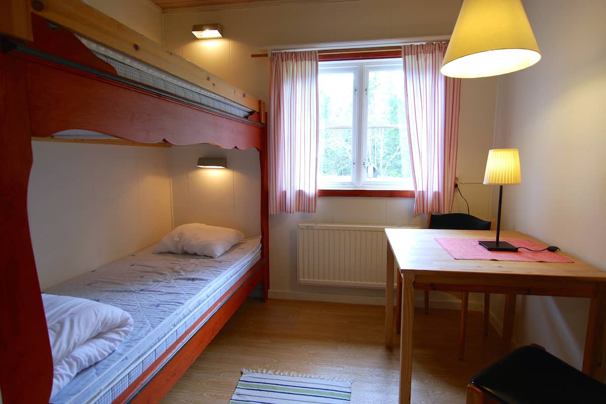 1 dormitorio, ropa de cama de alta calidad, decoración individual