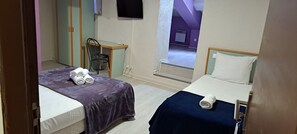 家庭客房 | 書桌、熨斗/熨衣板、免費無線上網、床單