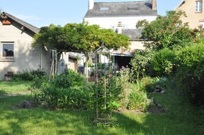 Garden - La Pie Grièche (Coucy)