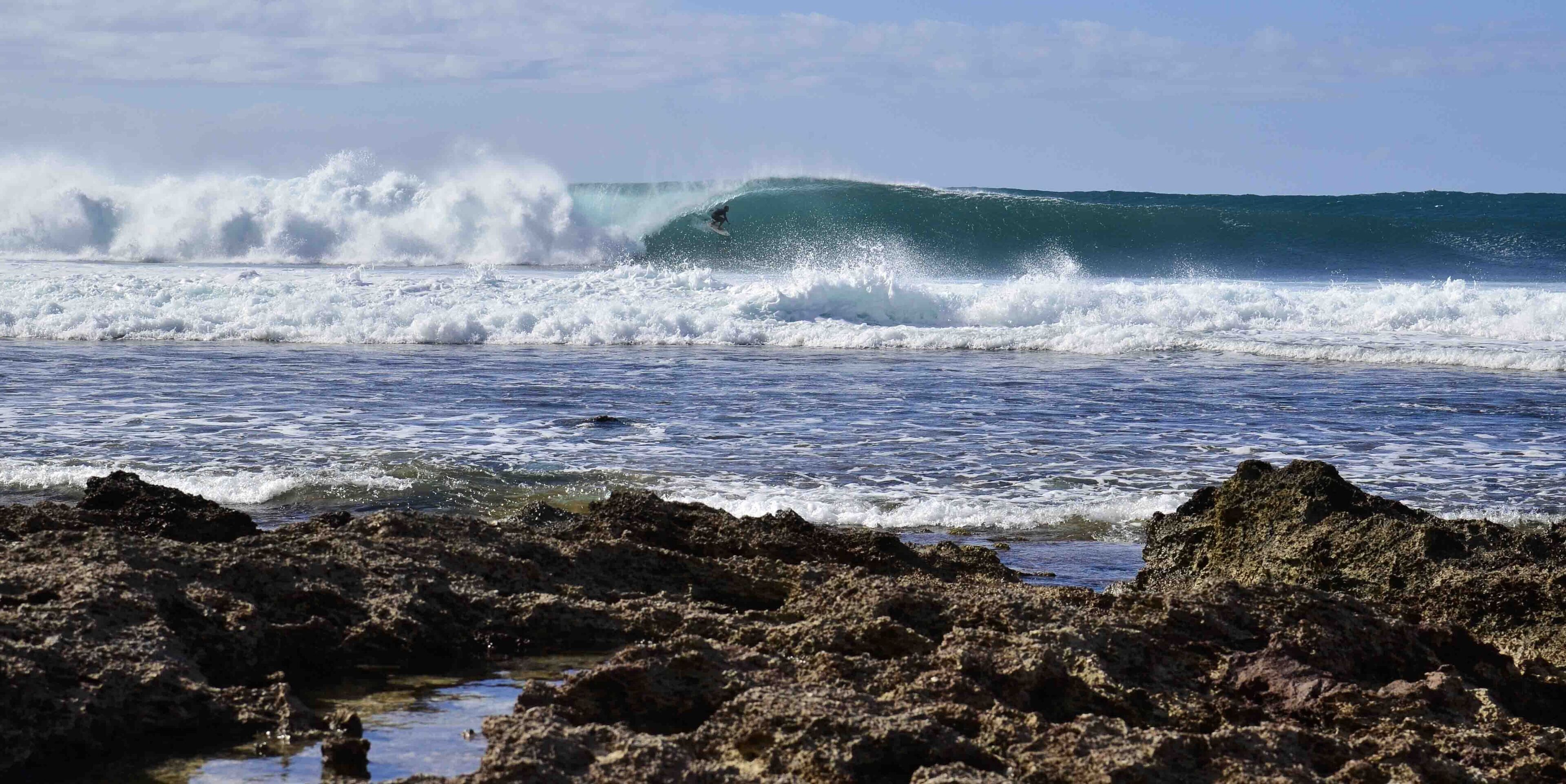 靠近海滩、沙滩椅、沙滩毛巾