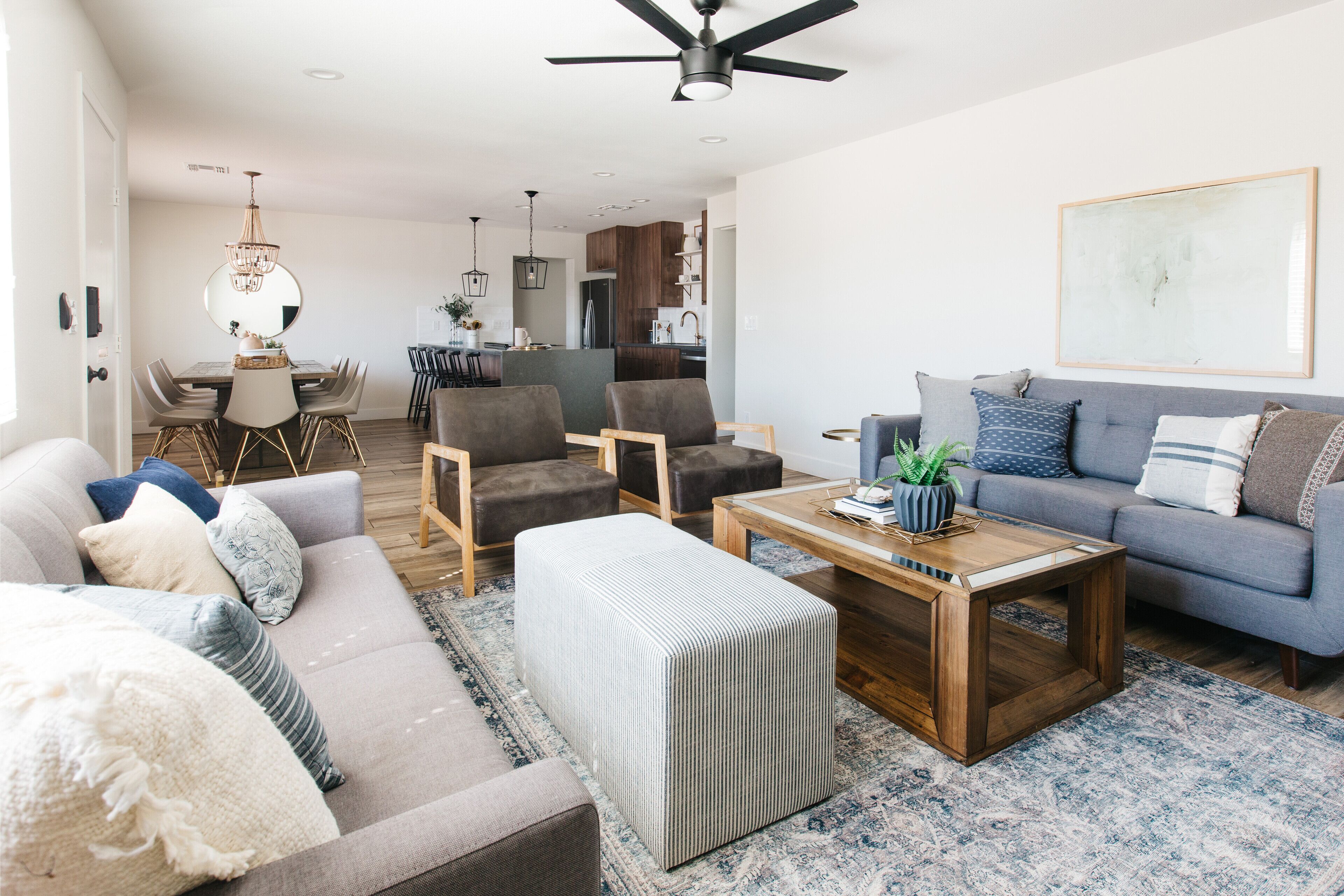 Beautiful Old Town Scottsdale Home with 2 living spaces + Heated Pool + BBQ