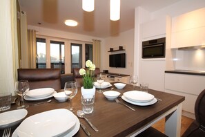 Apartment (W45, inkl. Endreinigungsgebühr €91) | Eigene Küche | Großer Kühlschrank, Mikrowelle, Ofen, Herdplatte