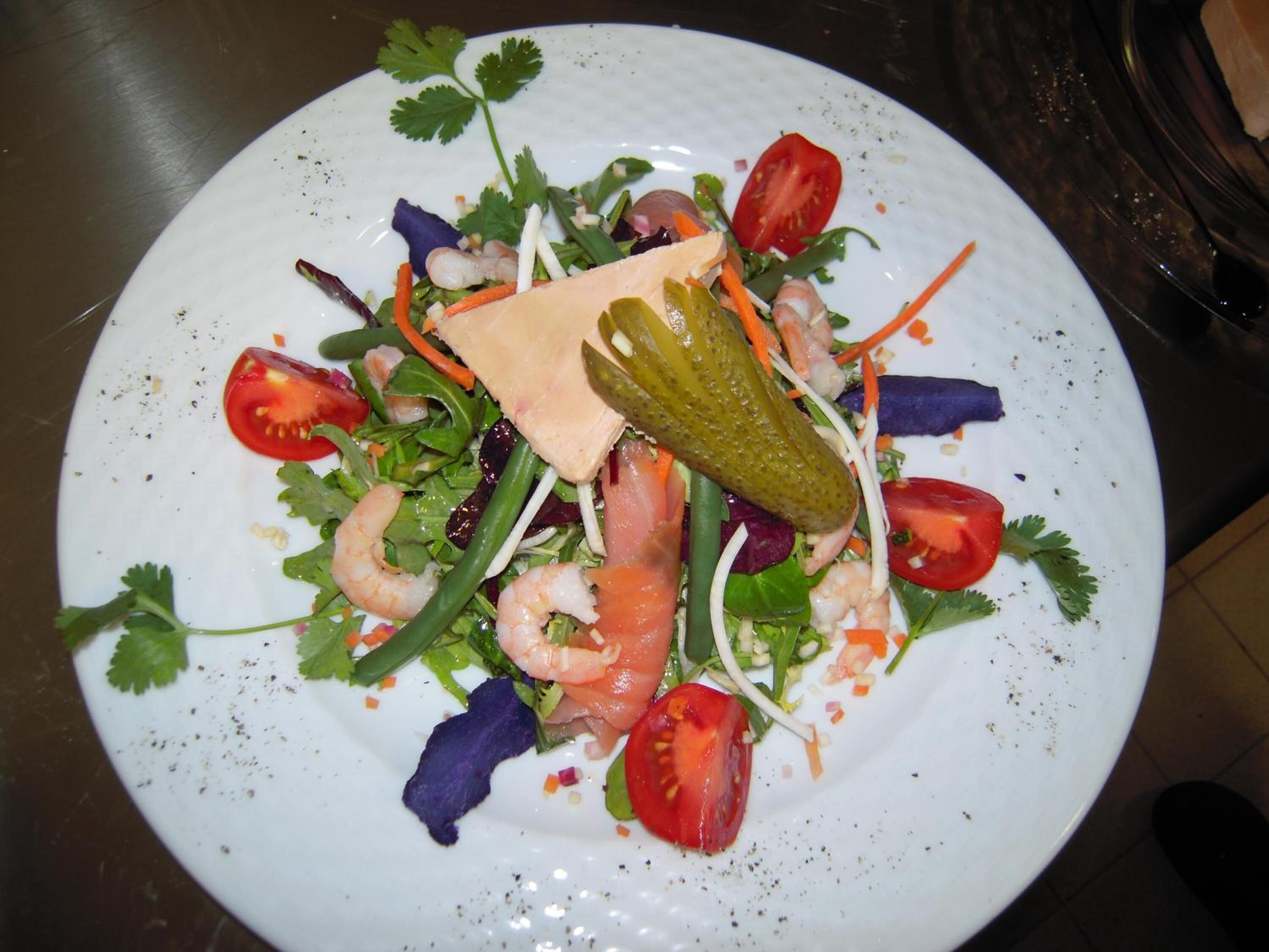 lunch and dinner served