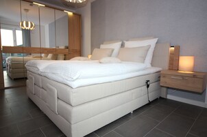 Apartment (W46, incl. end cleaning fee €91) | 2 bedrooms, blackout drapes, soundproofing, cribs/infant beds