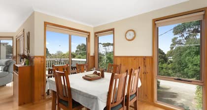 Magnolia - 200 metres from the beach