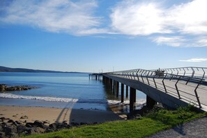 Nær stranden