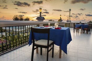 تناول الطعام