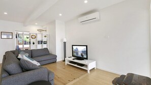 Fernseher, DVD-Player