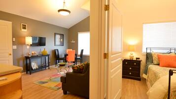 1 間睡房、熨斗/熨衫板、免費 Wi-Fi、床單