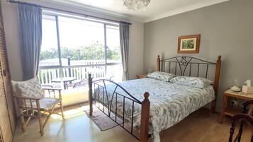 3 bedrooms, iron/ironing board