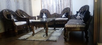 King Style Suite with attacthed drawing(Separate appartment in house