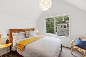 2 bedrooms, internet