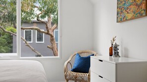 2 bedrooms, Internet