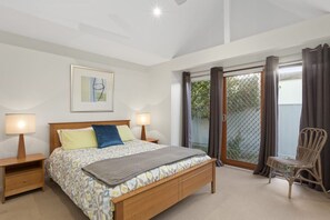 3 bedrooms, iron/ironing board, WiFi - Otway Vista 12 (Apollo Bay)