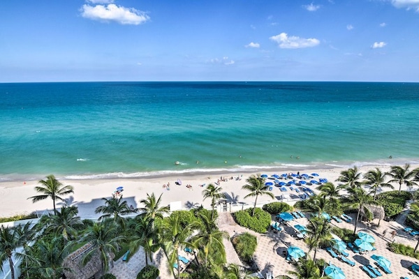 Beach at the Tides (not view from unit)