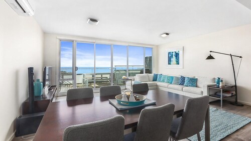 Point Grey Apartment 13