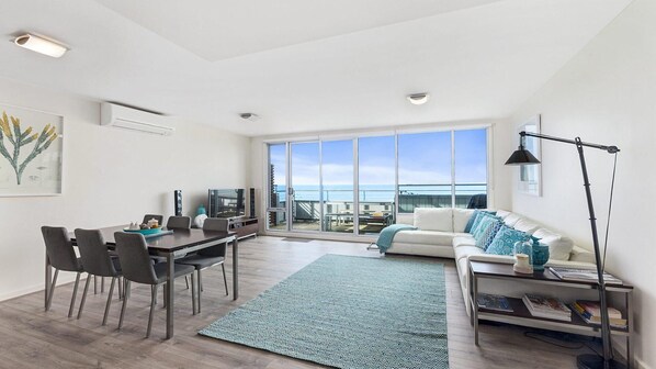 Televisio, DVD-soitin