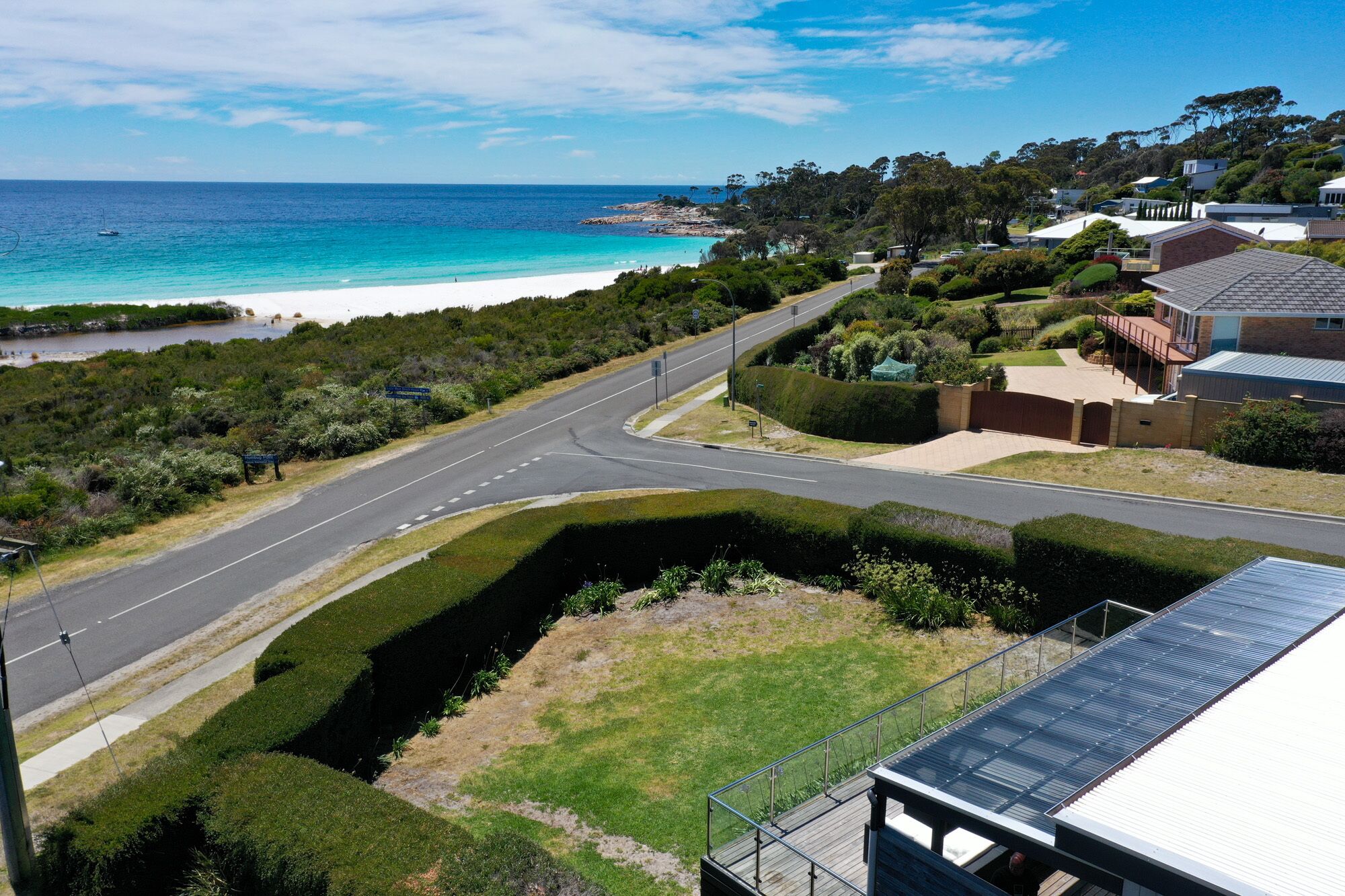BELLE VUE BEACH HOUSE “AWARD FINALIST 2020\" — image 3
