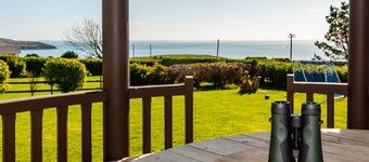 3 soverom, 2 baderom soveplass til 8 - WILD ATLANTIC WAY, MED OCEAN VIEWS, KINSALE, CORK