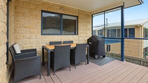 Outdoor dining - Lofts - Walk to the Beach - Apollo Bay (Apollo Bay)