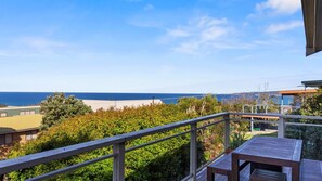 Outdoor dining - Otway Views - Relaxation & Recreation (Skenes Creek)
