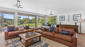 TV, fireplace, video game console, DVD player - The Great Escape - The Name Says it All (Marengo)