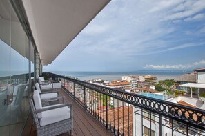 Exclusive-Apartment, 2 Schlafzimmer, Nichtraucher, Meerblick | Balkon