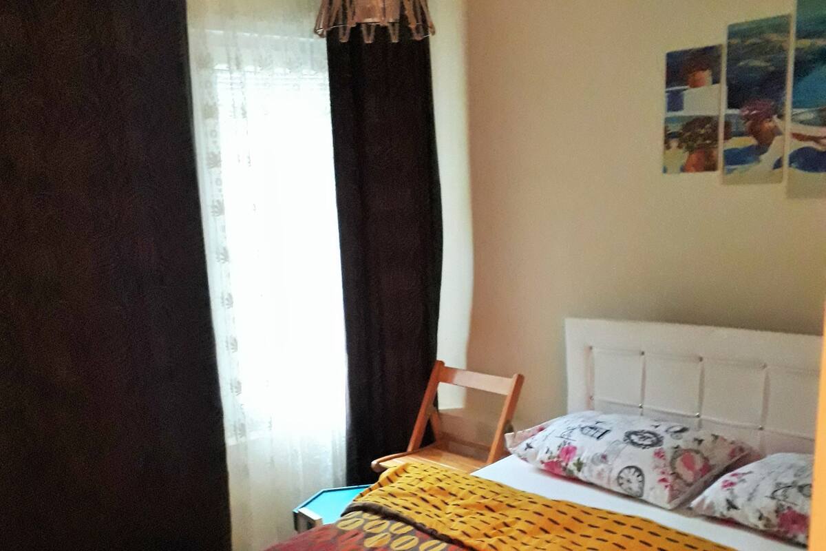 Desk, iron/ironing board (on request), rollaway beds, free WiFi
