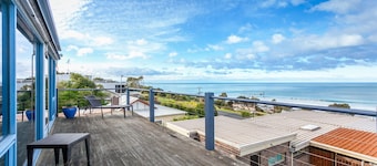 Beaches - Free WIFI With Blue Water Views