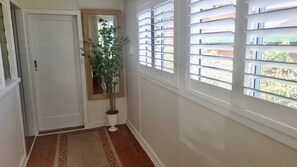 Interior - The Ideal Spot- Pet Friendly Waterfront with Retro Styling (Sanctuary Point)