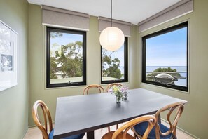 Dining - Summer By The Bay (Lorne)