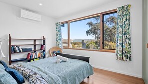 3 sovrum, strykjärn/strykbräda, internet och sängkläder