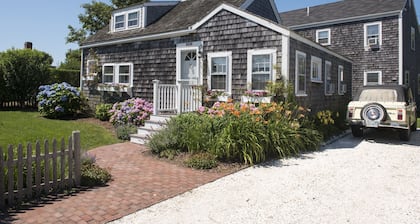 Renovated Cottage off Main Street- Great Location