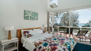 6 bedrooms, iron/ironing board, internet