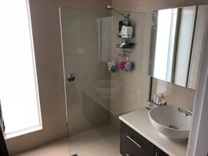 Familienhaus, 3 Schlafzimmer | Badezimmer