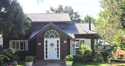 Casa central en condominio para 12 personas, Wi-Fi y SKY