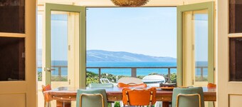 Callahan - At Apollo Bay