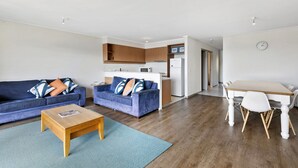 Unclassified image, 4 of 10, button - Apartment 29 Pacific Apartments (Lorne)