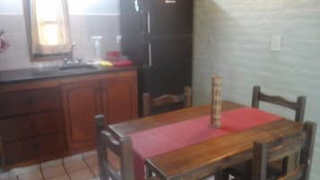 Family Cabin | Private kitchen | Fridge, stovetop, rice cooker, cookware/dishes/utensils