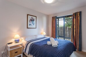 3 bedrooms, internet (free), bed sheets - Carrageen (Lorne)